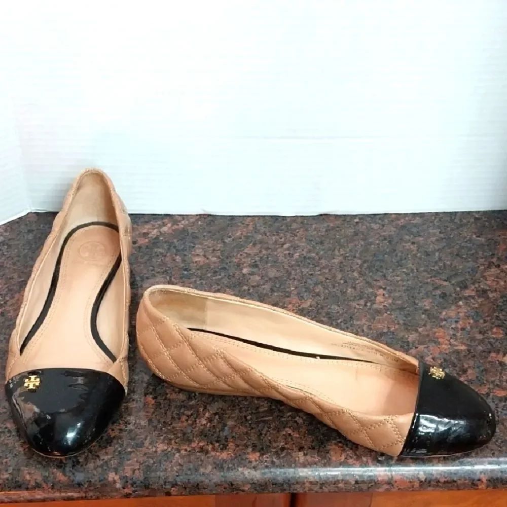 Tory Burch Quilted Tan and Black Flats..SIZE 8.5